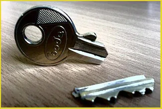 Indianapolis 24 Hour Locksmith Indianapolis, IN 317-350-6013 - 14-66-broken-key